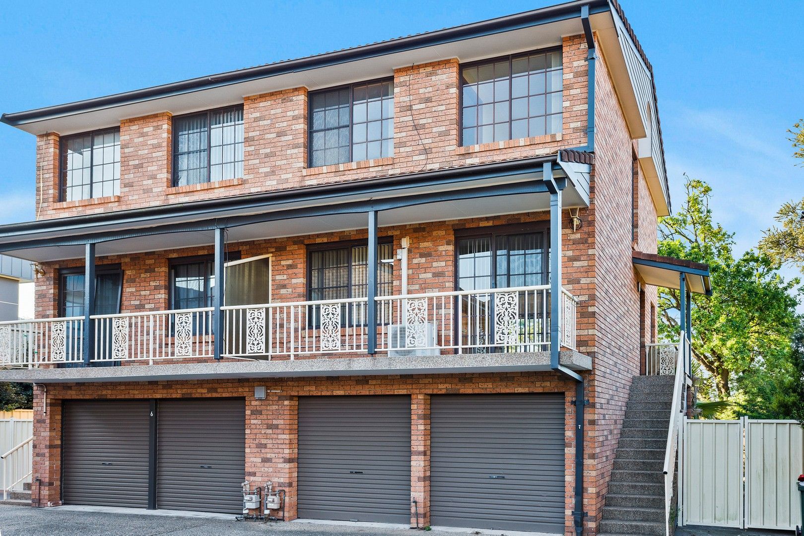 2 bedrooms Townhouse in 7/4 Heaslip Street CONISTON NSW, 2500