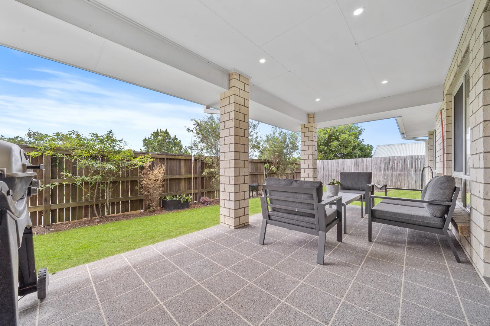 Additional image 15 of 2 Peel Street, Holmview QLD 4207