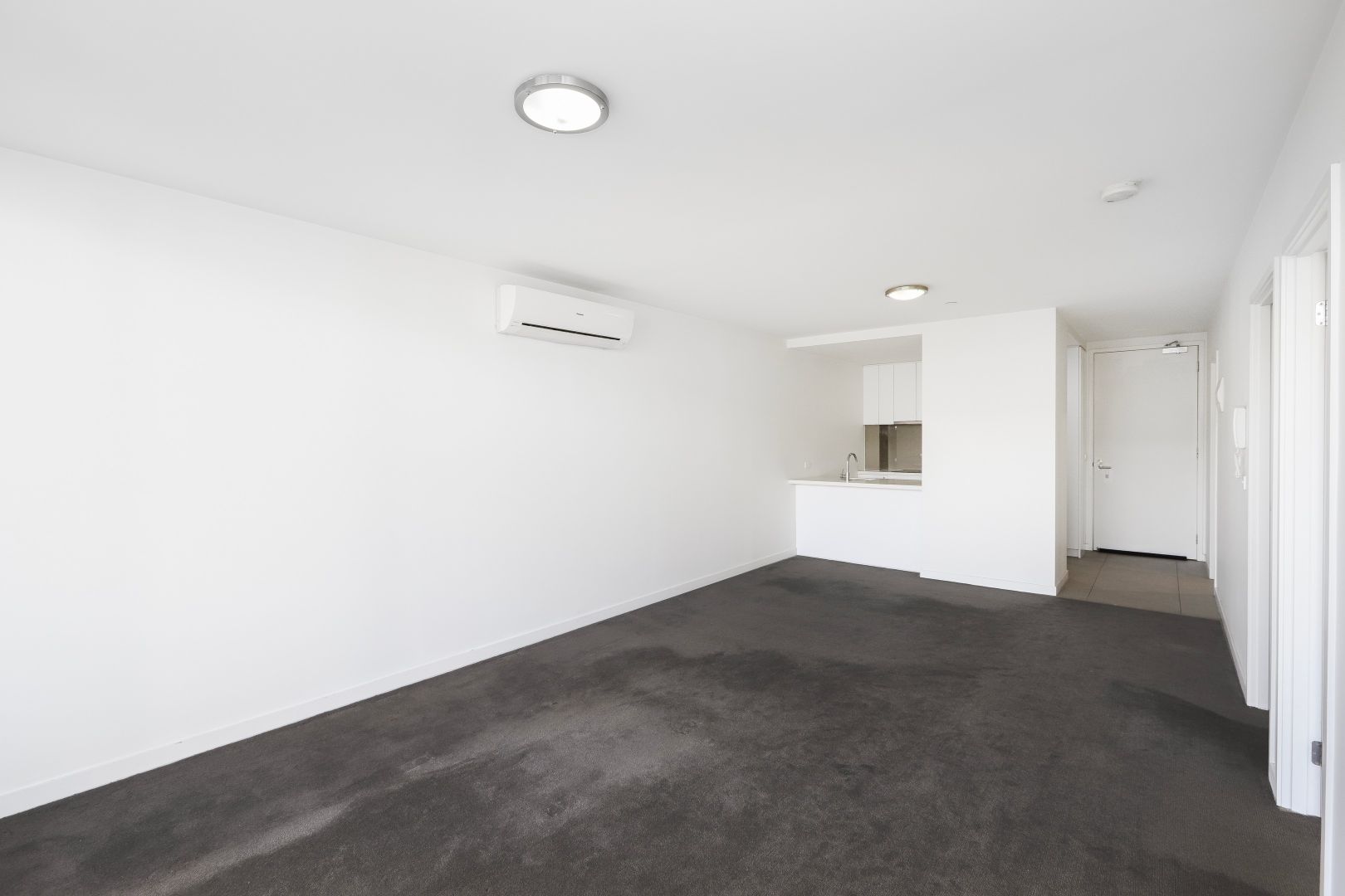 311/105-113 Pier Street, Altona VIC 3018, Image 2