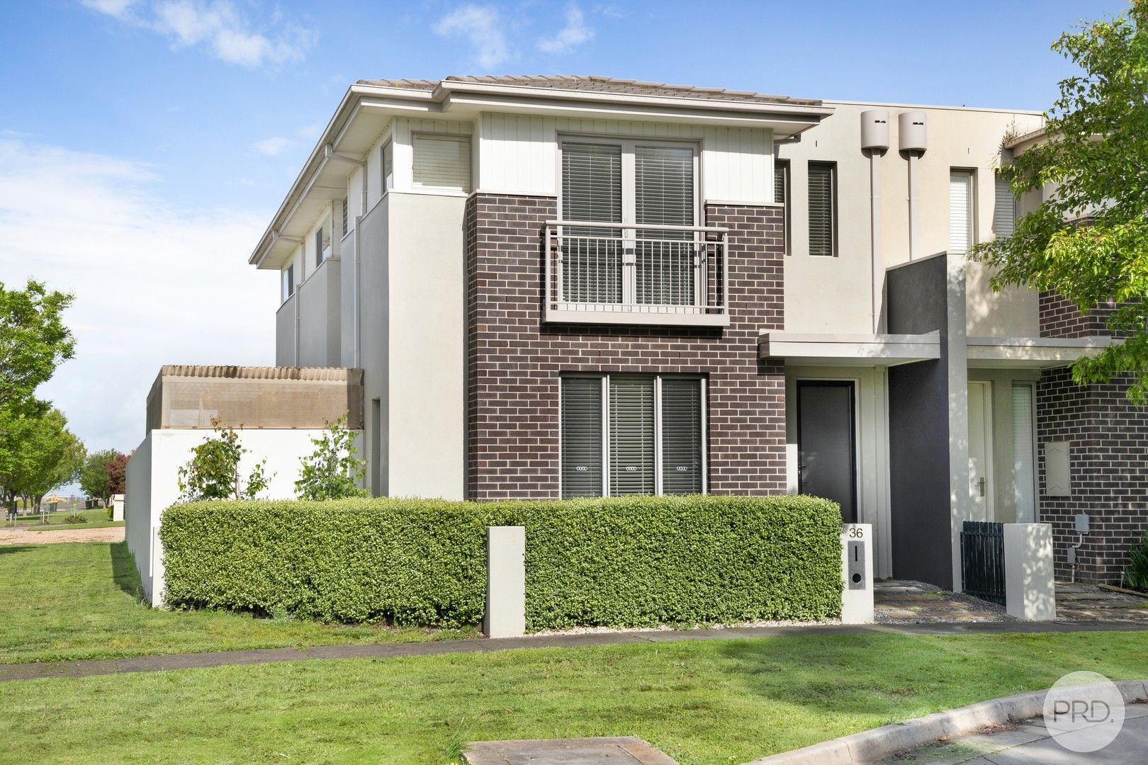 3 bedrooms Townhouse in 36 Amana Drive ALFREDTON VIC, 3350