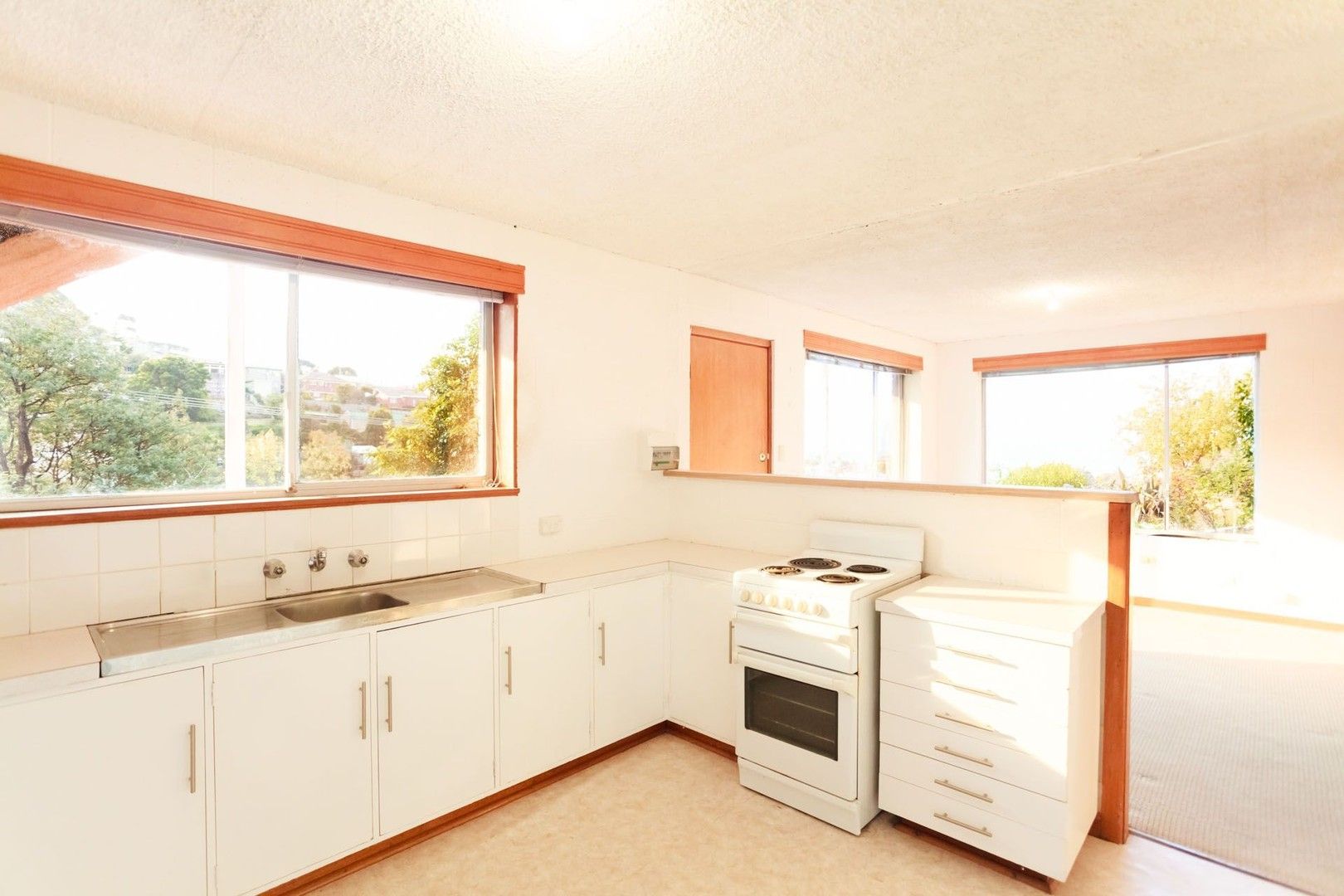 1 bedrooms Apartment / Unit / Flat in 45A Corby Avenue WEST HOBART TAS, 7000