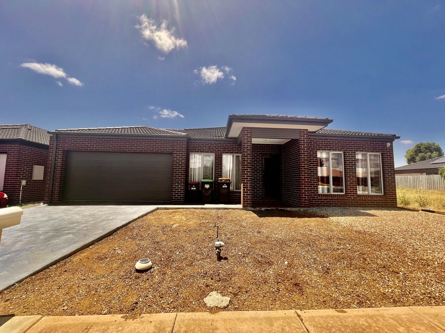 5 bedrooms House in 44 Carissa Road BROOKFIELD VIC, 3338