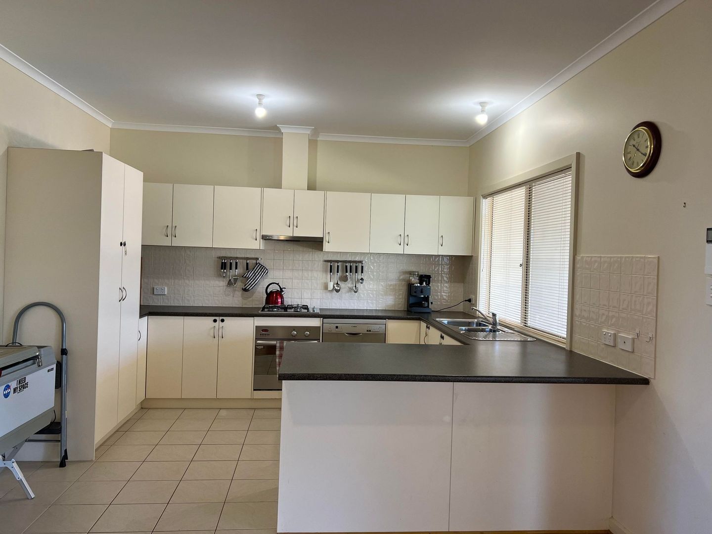 77 Tiliqua Crescent, Roxby Downs SA 5725, Image 2