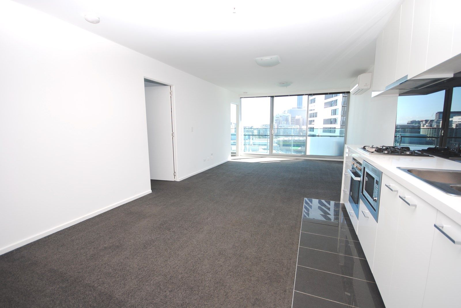 REF 24455/241 City Road, Southbank VIC 3006, Image 1