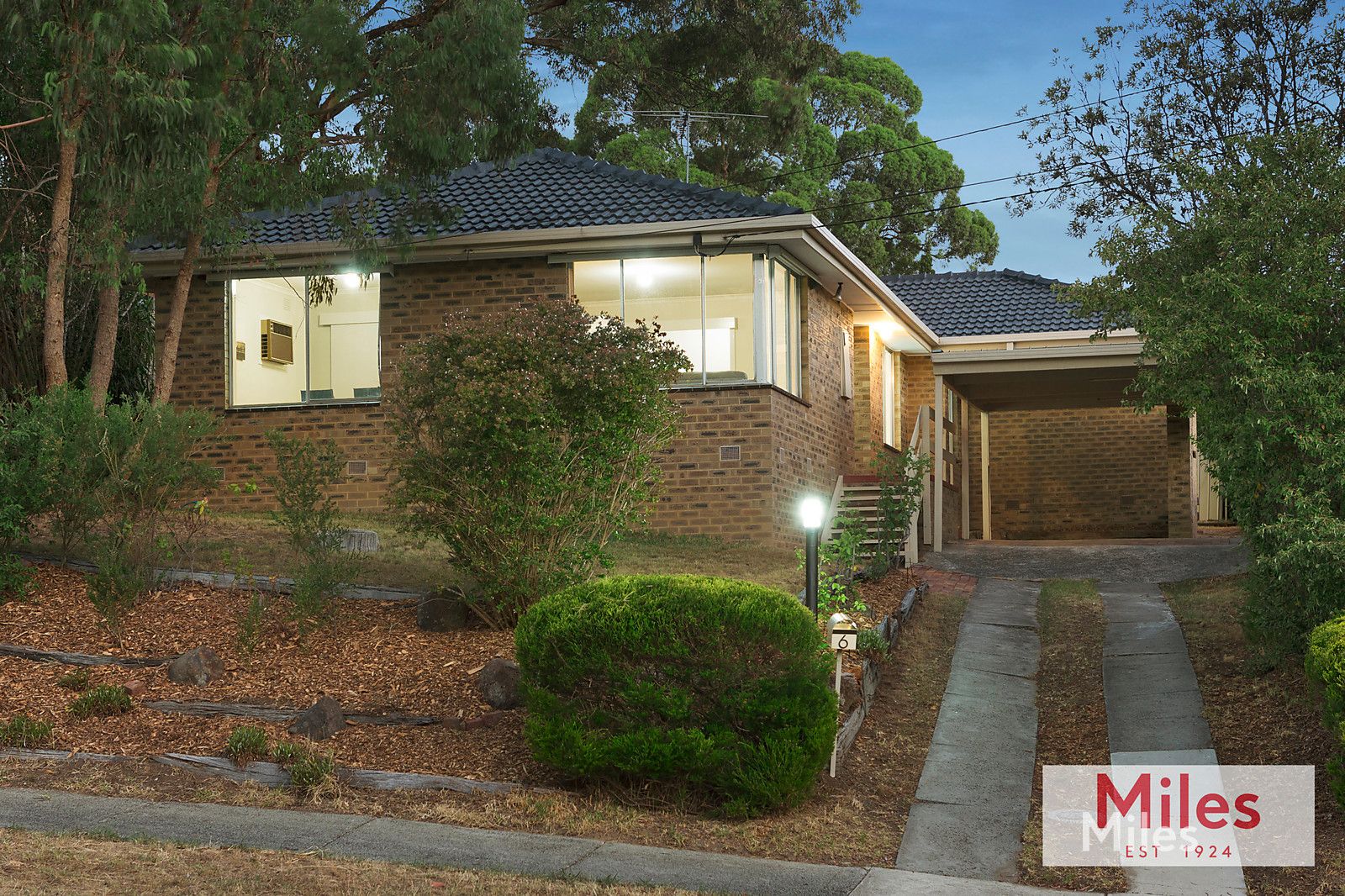 6 Ballandry Crescent, Greensborough VIC 3088, Image 0