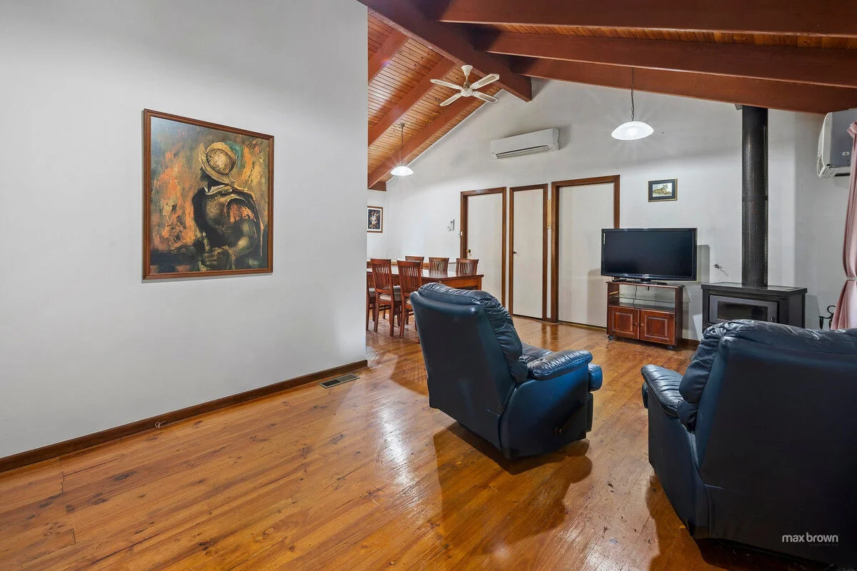 Additional image 5 of 19 Weymar Crescent, Wandin North VIC 3139