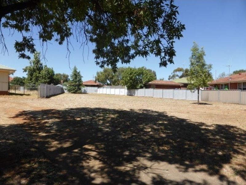 1 Faull Street, Parkes NSW 2870, Image 1