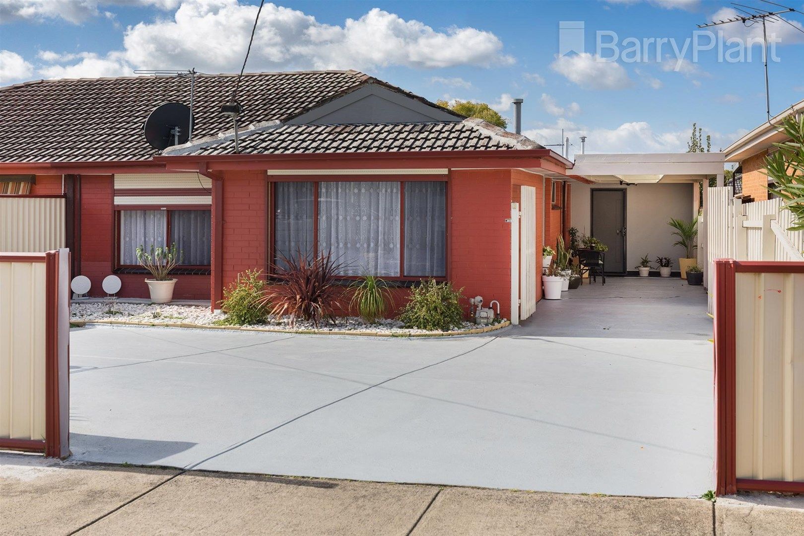 2/147 Gladstone Road, Dandenong North VIC 3175, Image 0