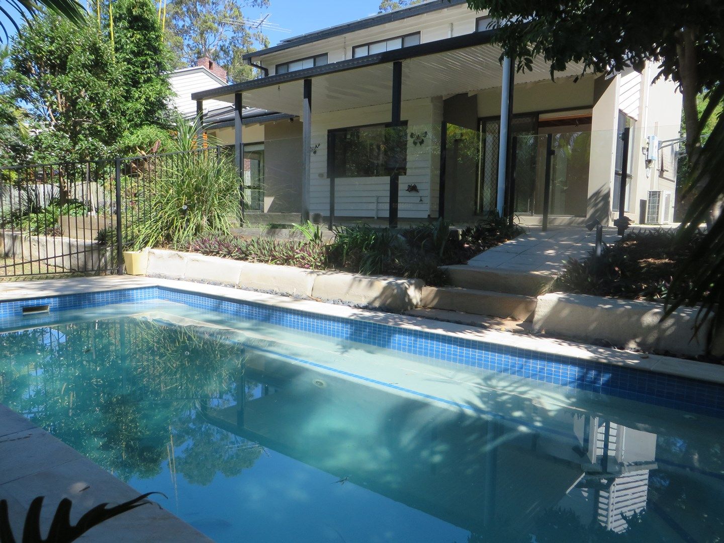156 Mount Ommaney Drive, Jindalee | Property History & Address Research ...
