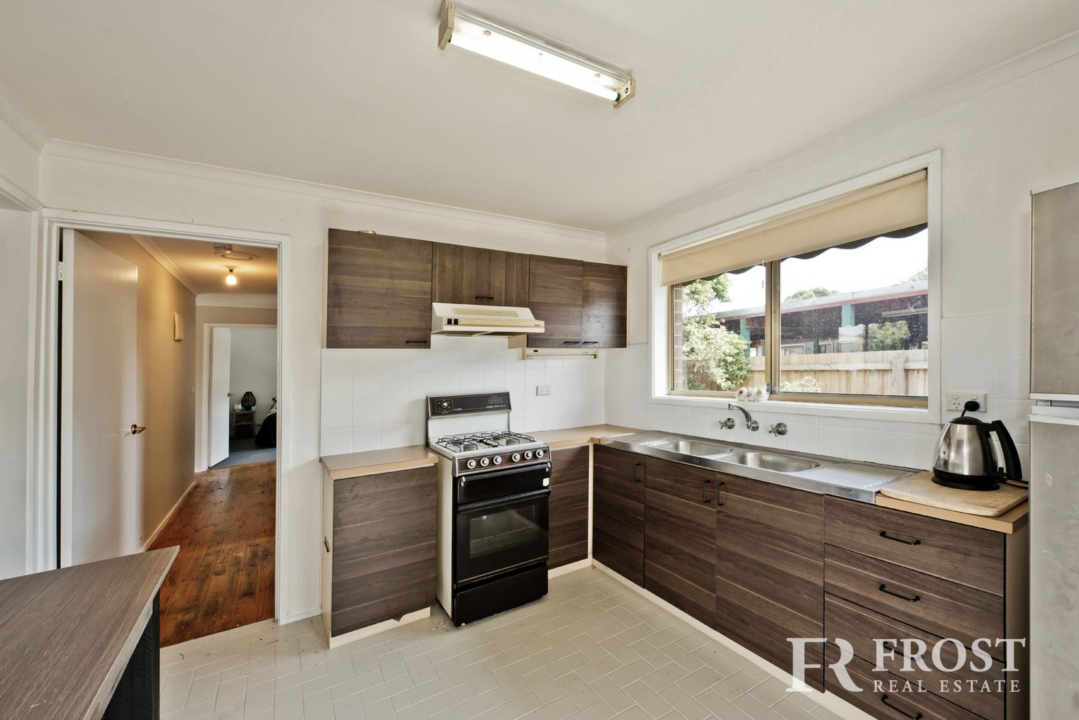 1/1 Kellaway Cres, Mill Park VIC 3082, Image 1