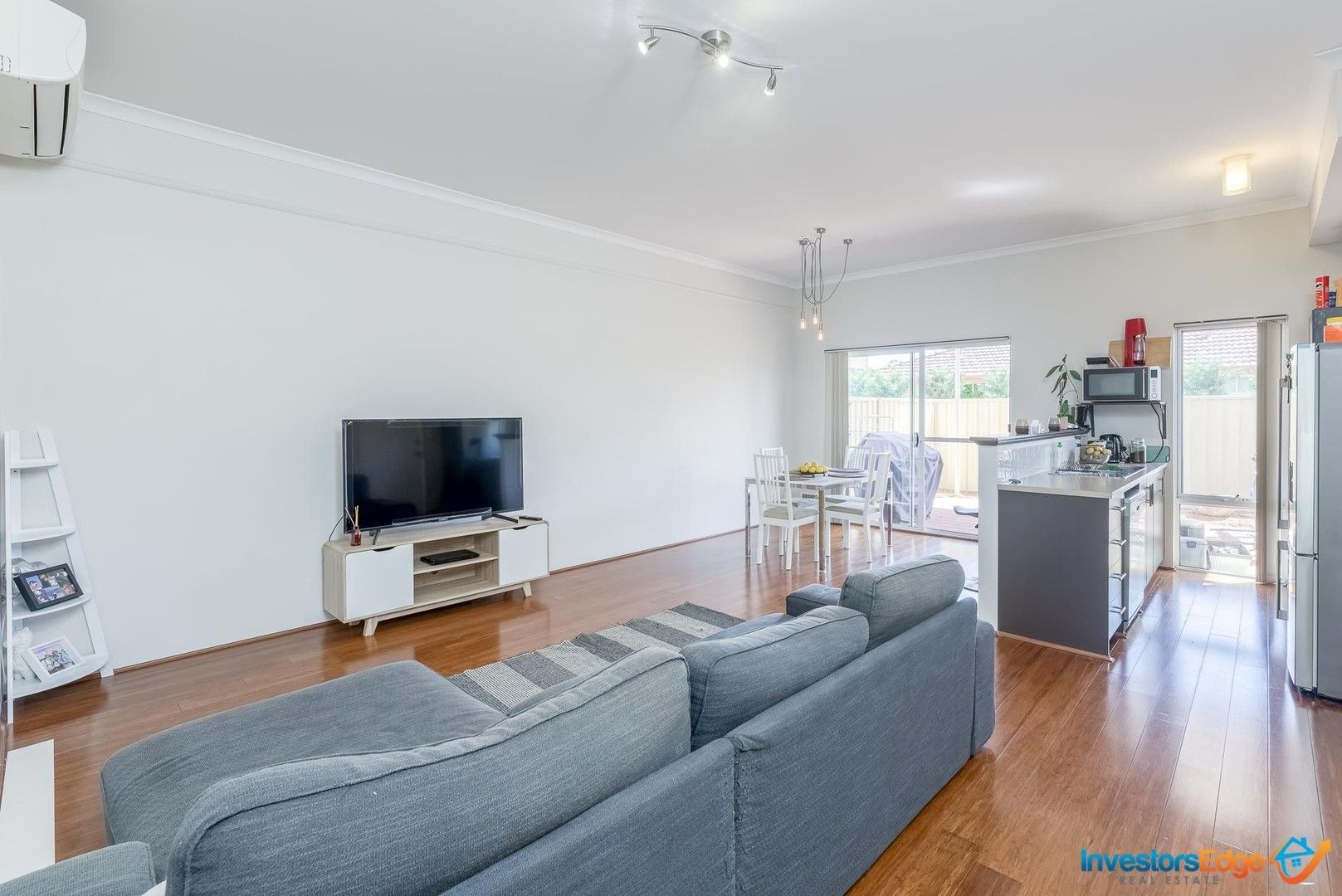 330 Shepperton Road, East Victoria Park WA 6101, Image 2