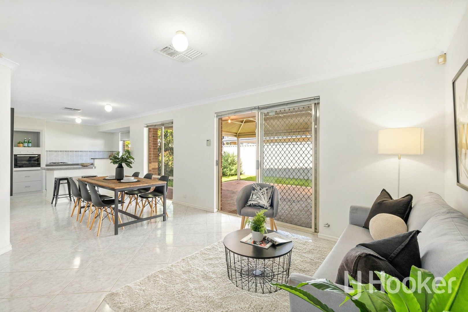 2/37 Godwin Avenue, Manning WA 6152, Image 0