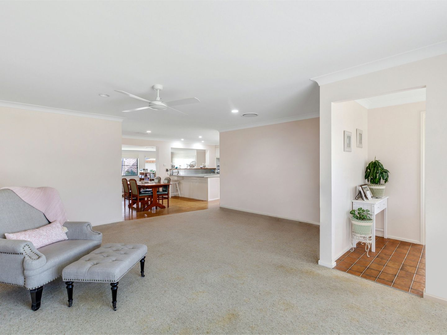 11 Karangal Crescent, Buff Point NSW 2262, Image 2