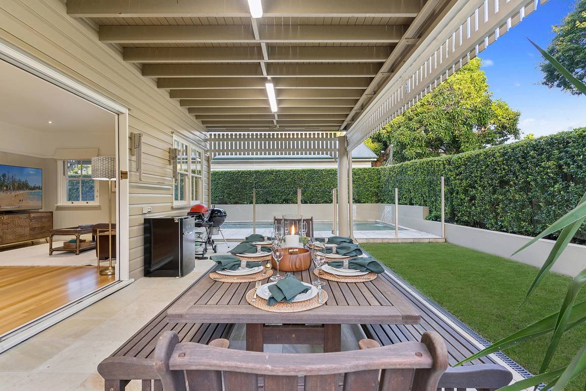 8 Bentinck Street Sherwood 4075 - Image 4