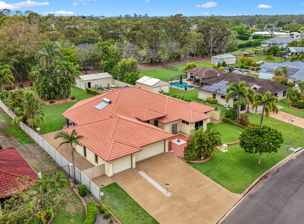 9 Lakeview Drive, Bundaberg North QLD 4670