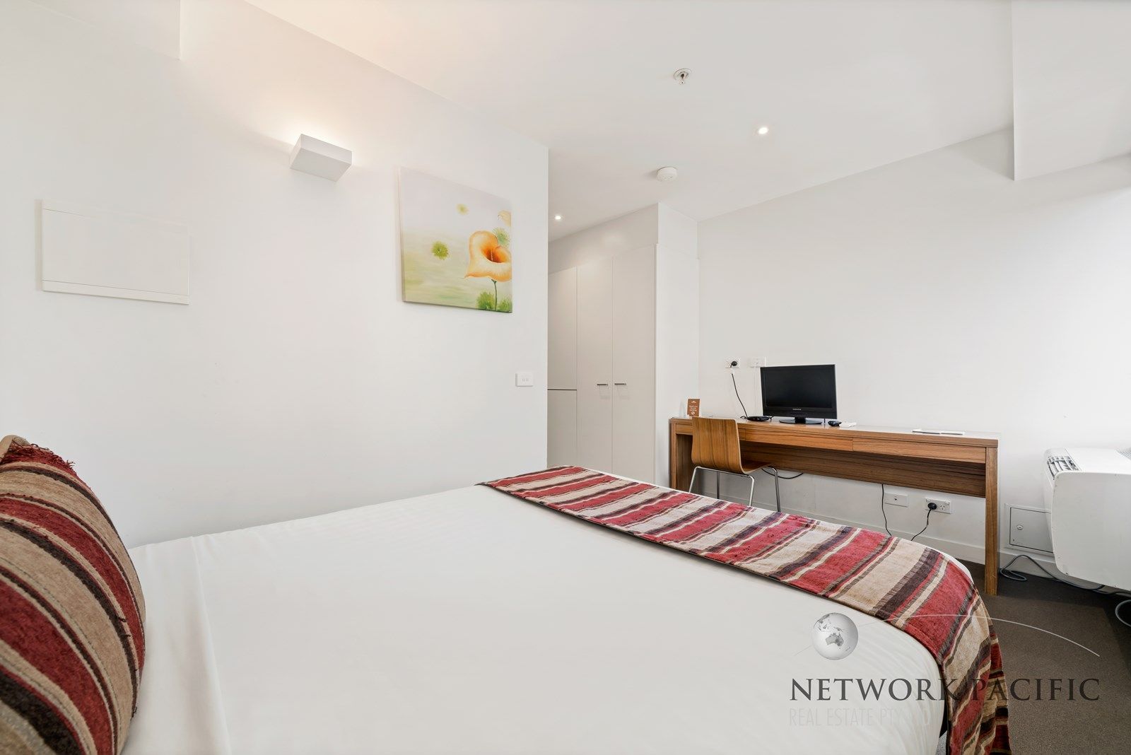 711B/572 St Kilda Road, Melbourne VIC 3000, Image 2