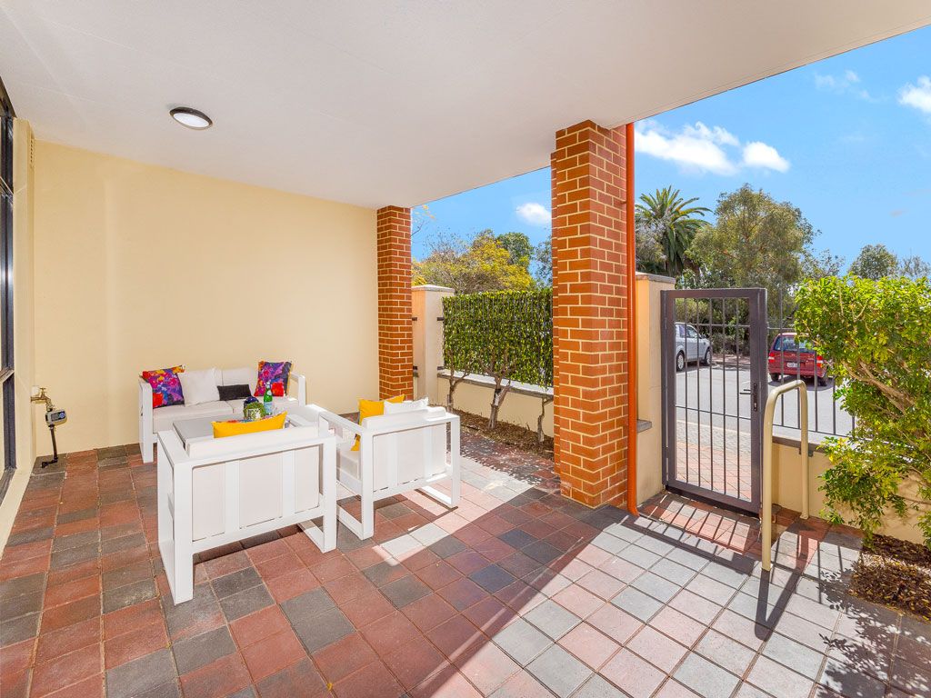 6 Tighe Street, Jolimont WA 6014, Image 2