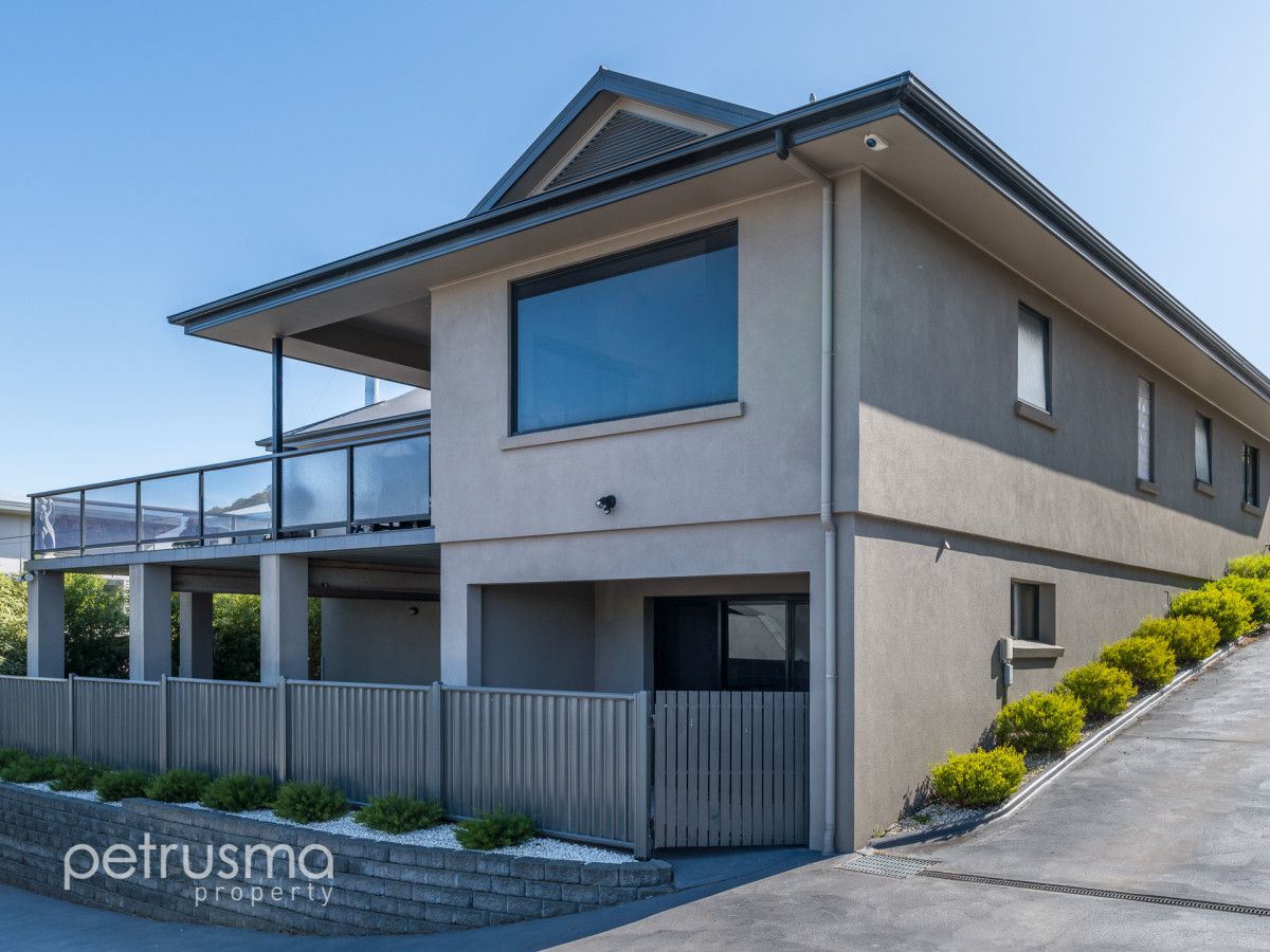 2/30 Alma Street, Bellerive TAS 7018, Image 0