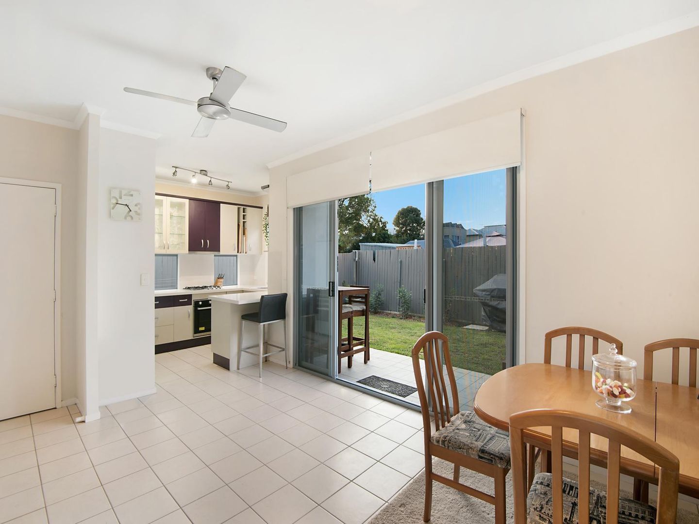 53 Barton Road, Hawthorne QLD 4171, Image 2