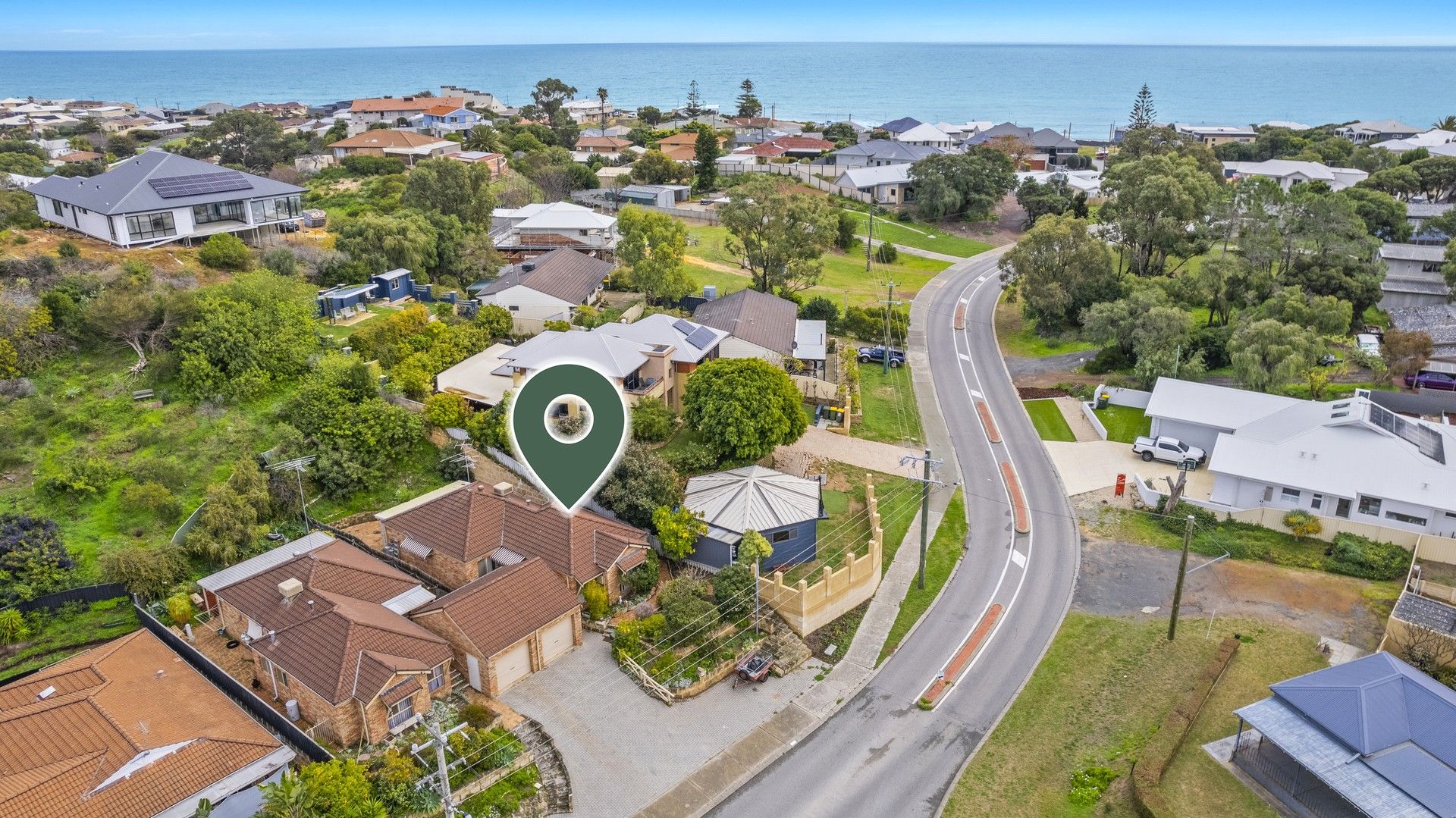 77B Leighton Road, Halls Head WA 6210, Image 0