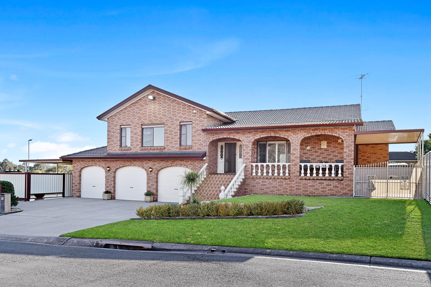 4 bedrooms House in 31 Fauna Road ERSKINE PARK NSW, 2759