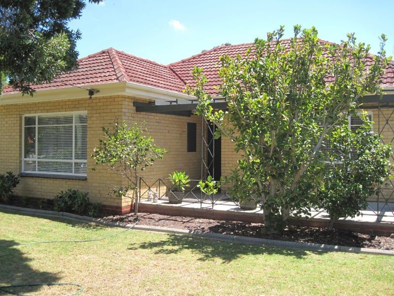 3 bedrooms House in  HAMPTON EAST VIC, 3188