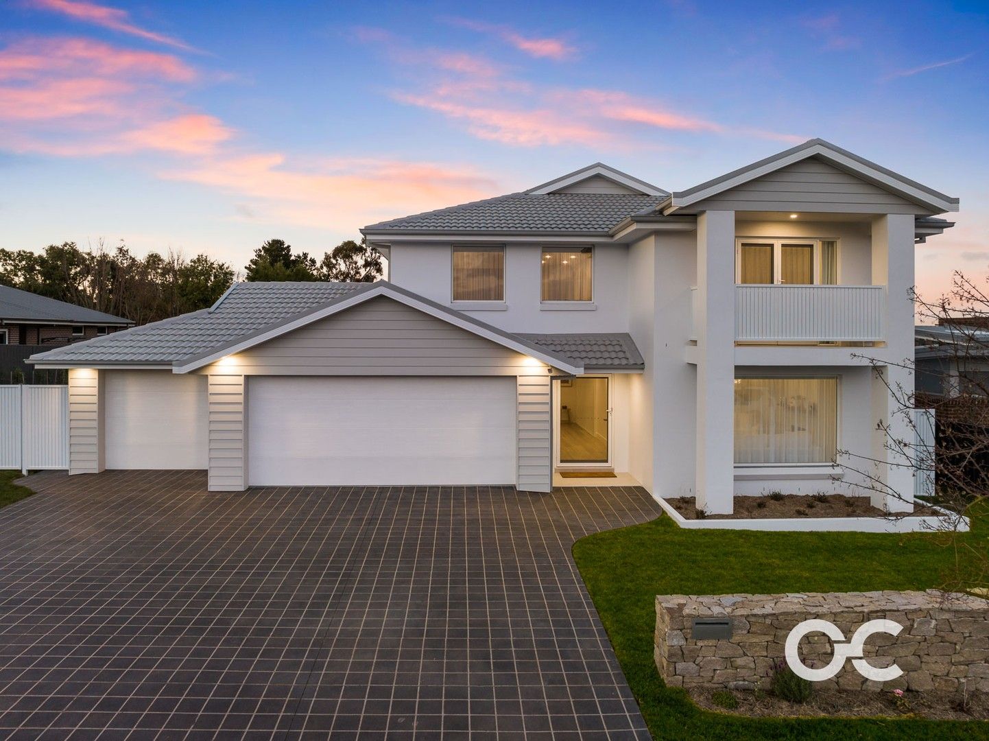 4 bedrooms House in 32 Stirling Avenue ORANGE NSW, 2800