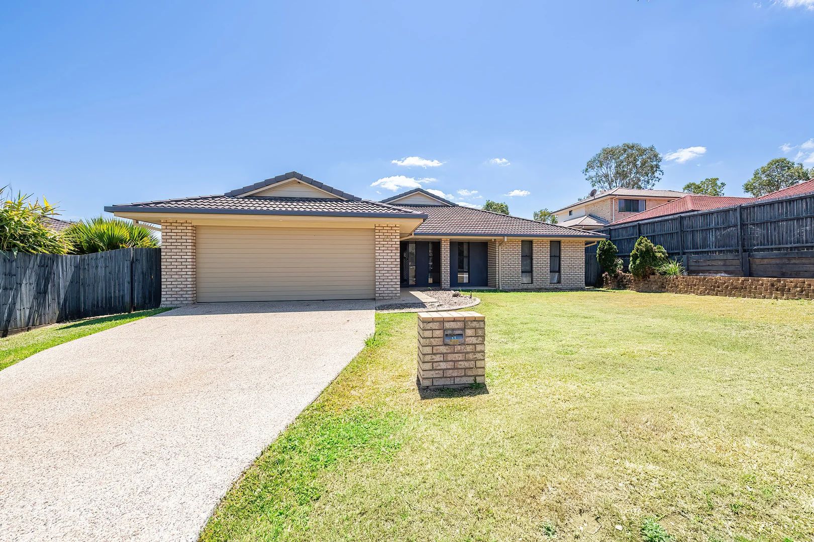 4 bedrooms House in 11 Hudson Court WARNER QLD, 4500