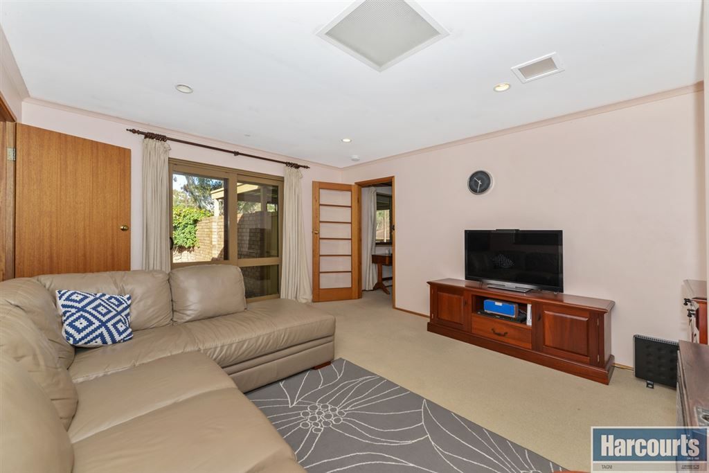 2 Dellvale Drive, Flagstaff Hill SA 5159, Image 1