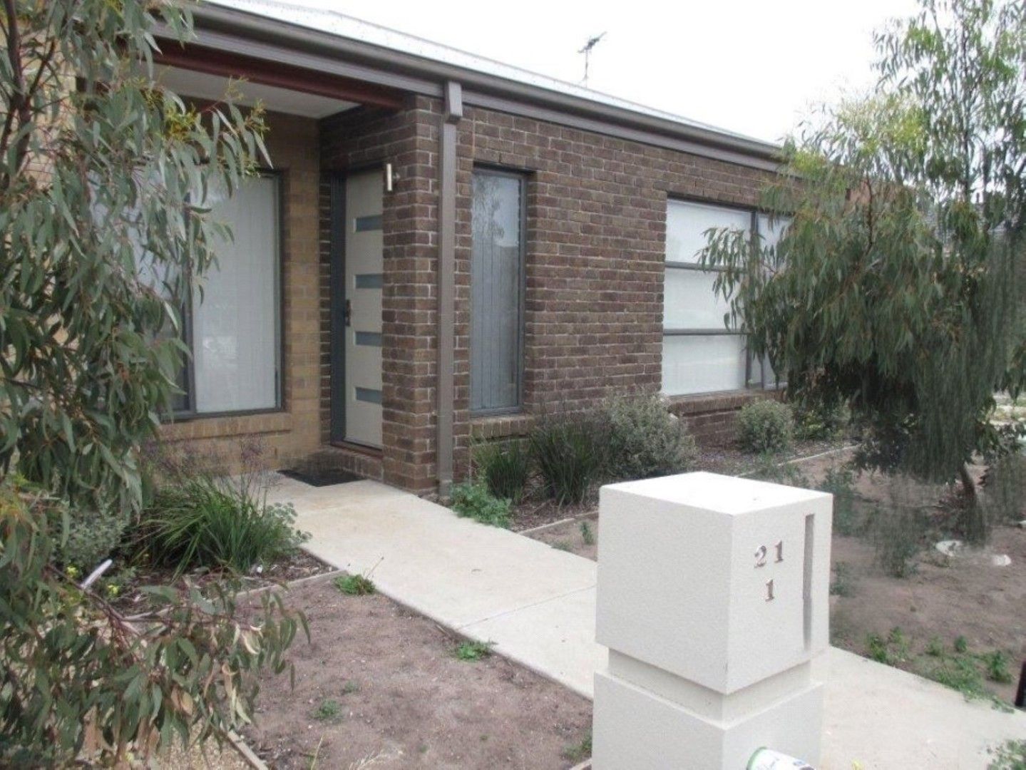 1 bedrooms Townhouse in 1/21 Larson Avenue TARNEIT VIC, 3029