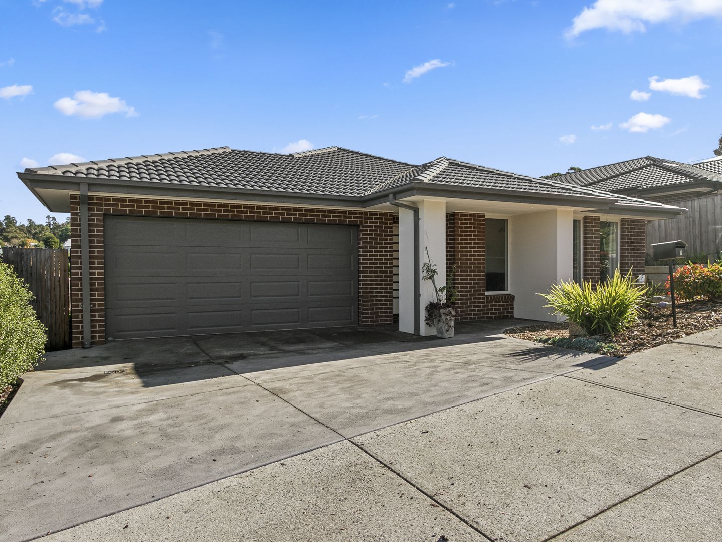 7 Cowdray Crescent, Officer VIC 3809, Image 1