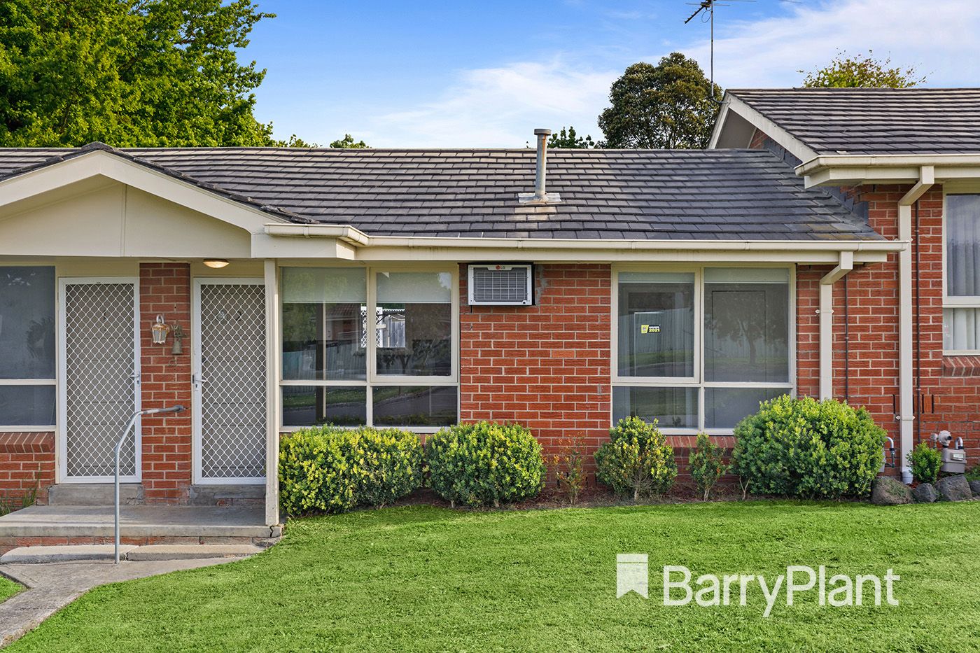 2/7 Cave Hill Road, Lilydale VIC 3140, Image 1