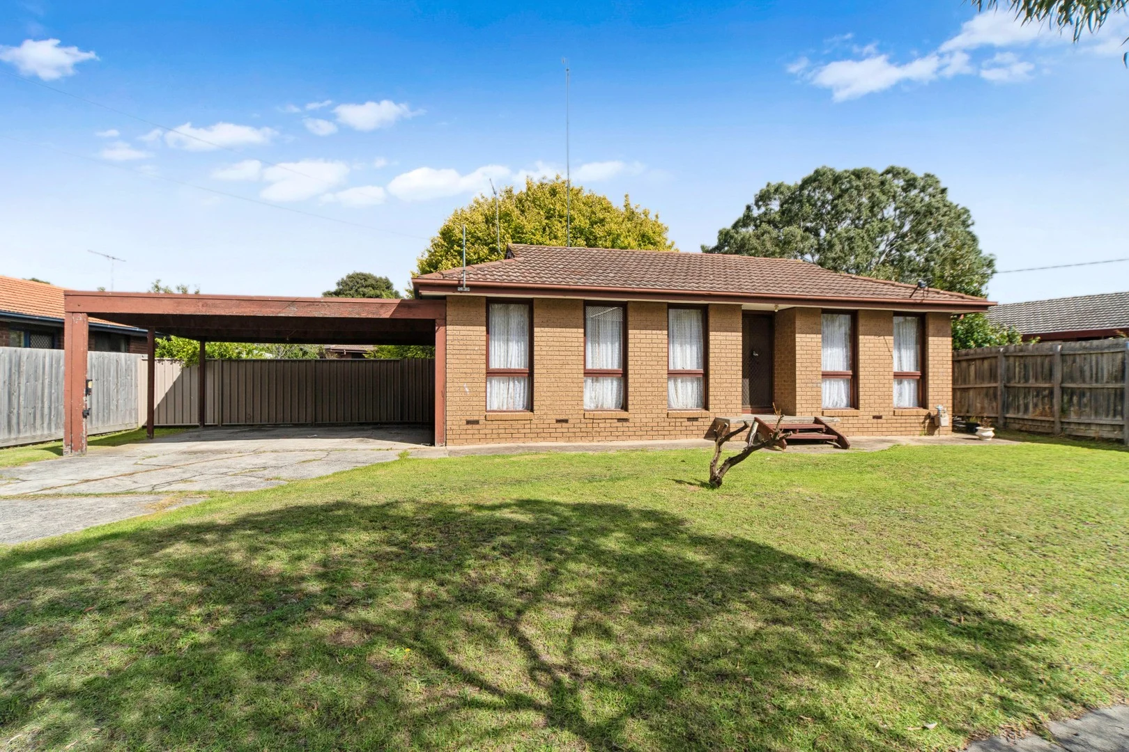 39 Green Valley Crescent, Hampton Park VIC 3976