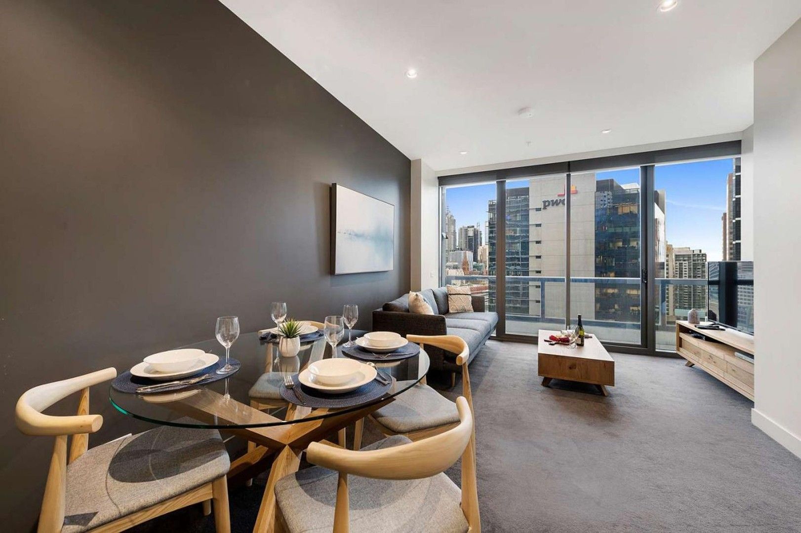 1 bedrooms Apartment / Unit / Flat in 1702/1 Freshwater Place SOUTHBANK VIC, 3006