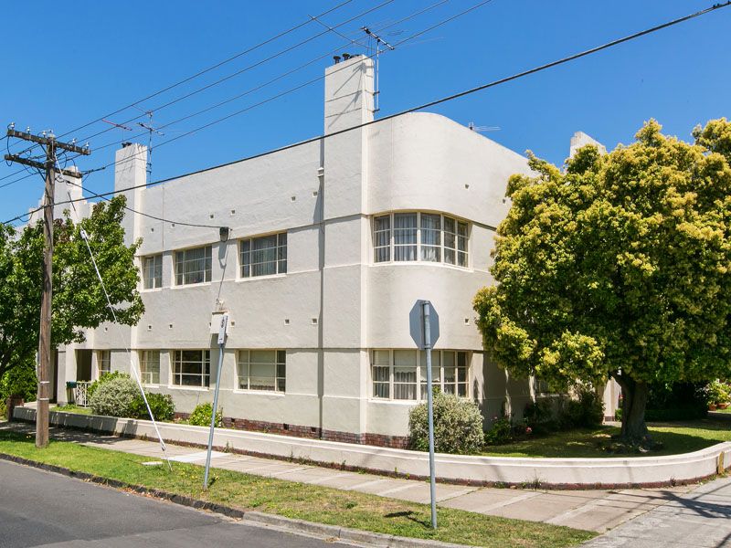 2 bedrooms Apartment / Unit / Flat in 6/575 Inkerman Road CAULFIELD NORTH VIC, 3161
