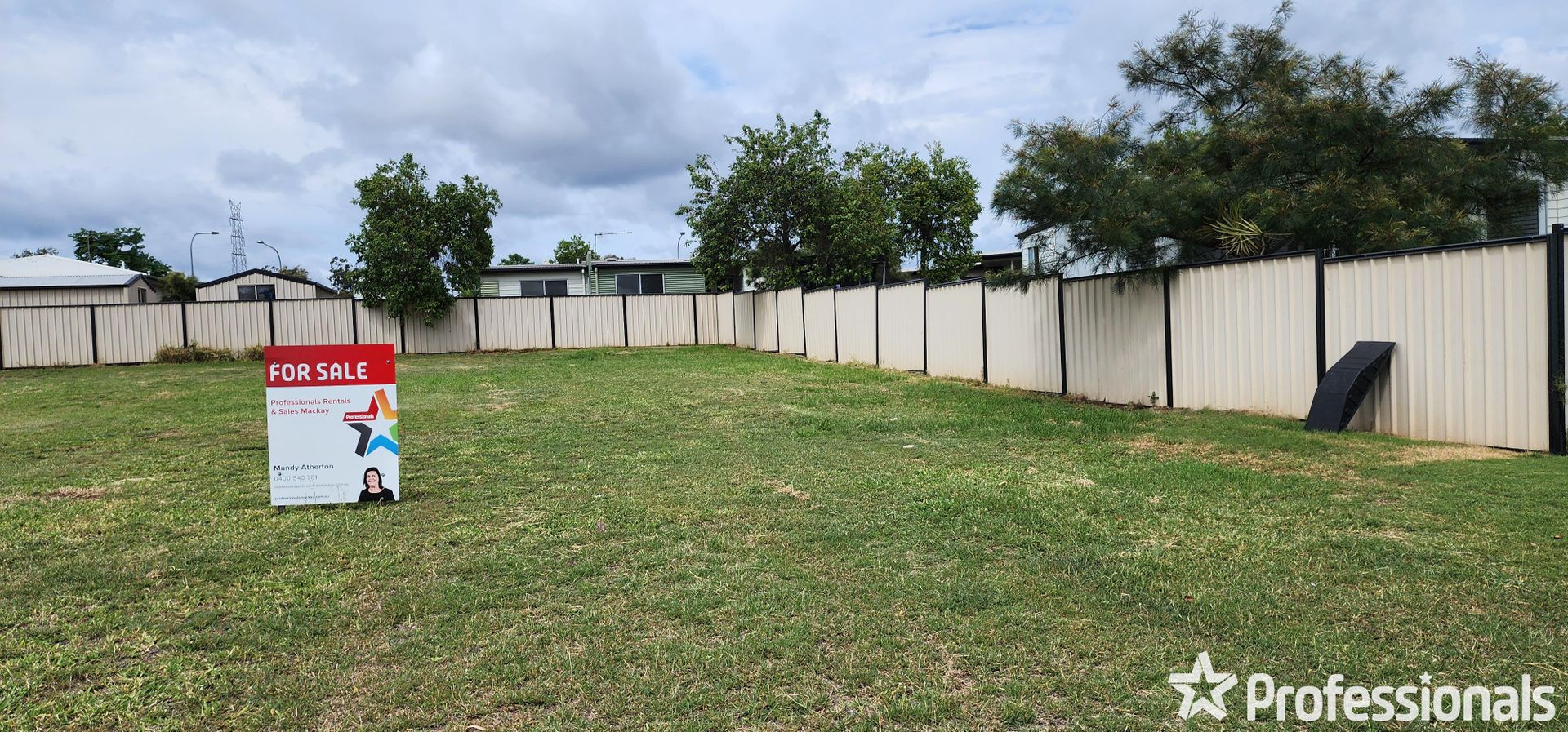 16 Croker Court, Moranbah QLD 4744, Image 1