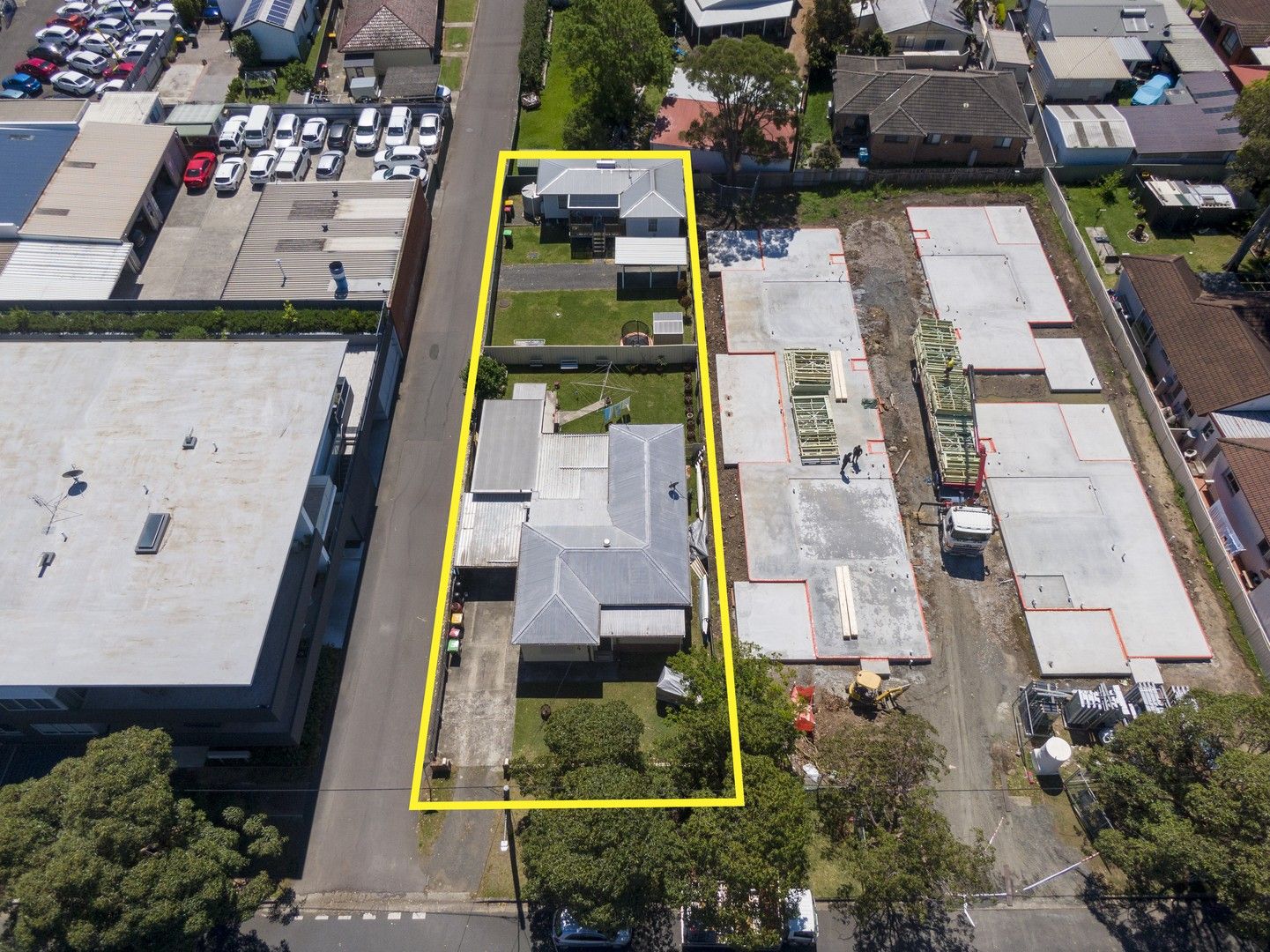 1 & 1a Werowi St, Dapto NSW 2530, Image 0