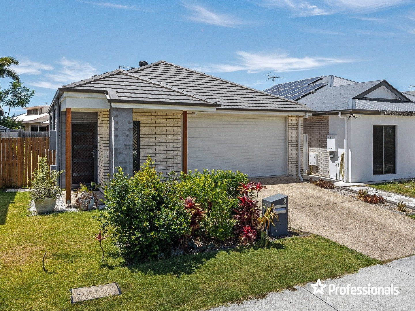 4 bedrooms House in 8 Victory Drive GRIFFIN QLD, 4503