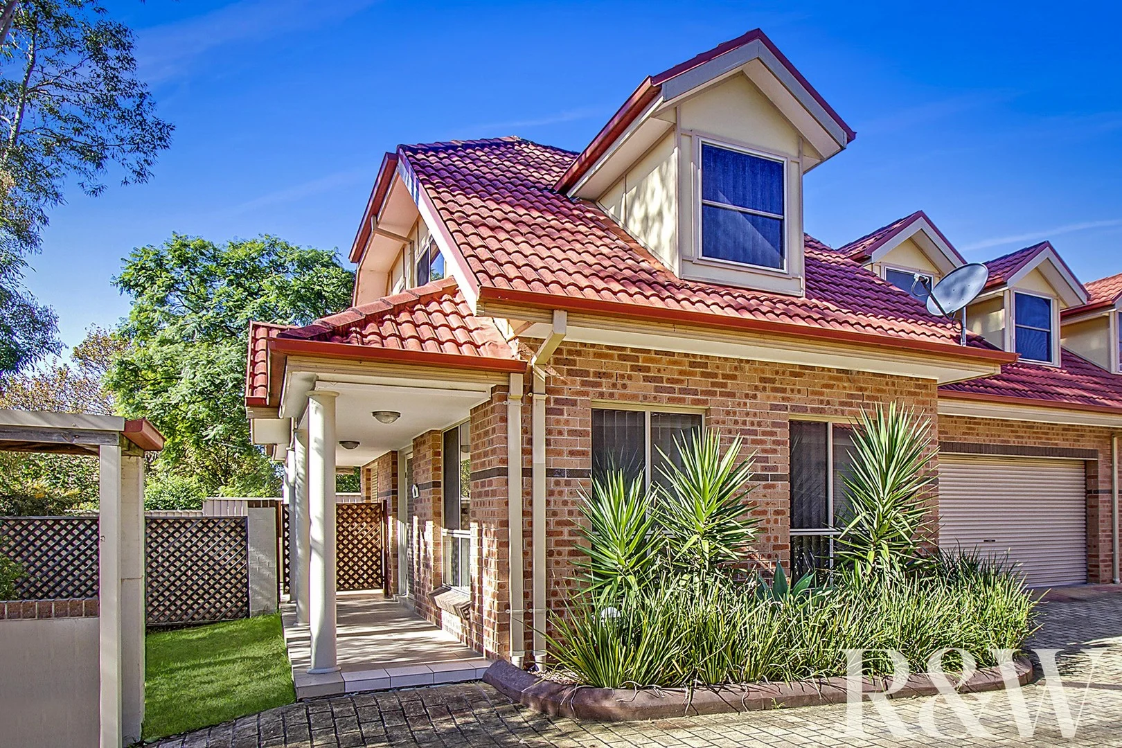 1/164-166 Canberra Street, St Marys NSW 2760