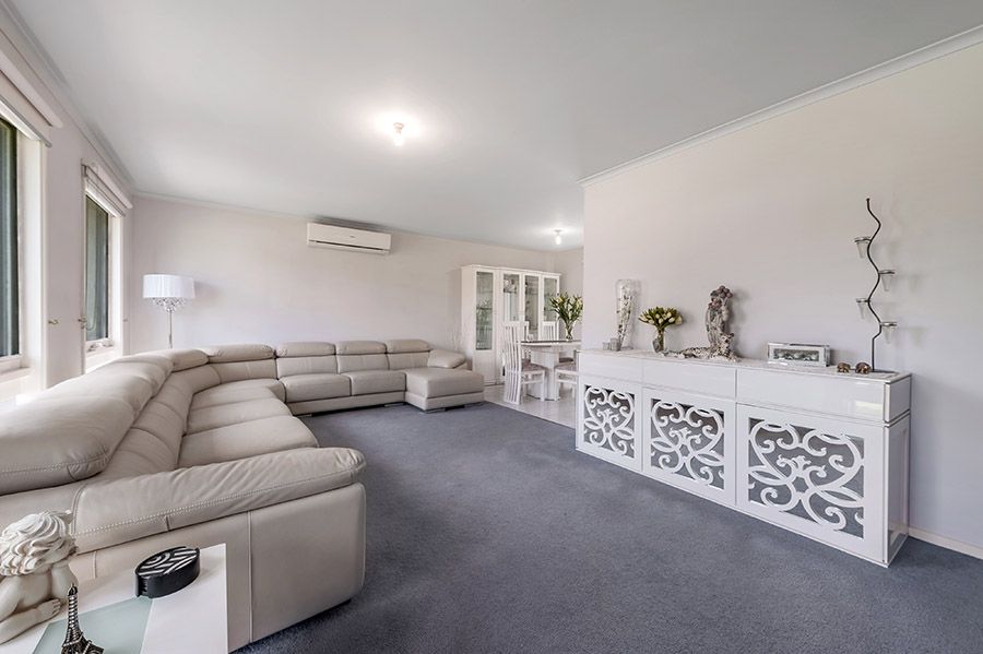 1 Pulford Crescent, Mill Park VIC 3082, Image 2
