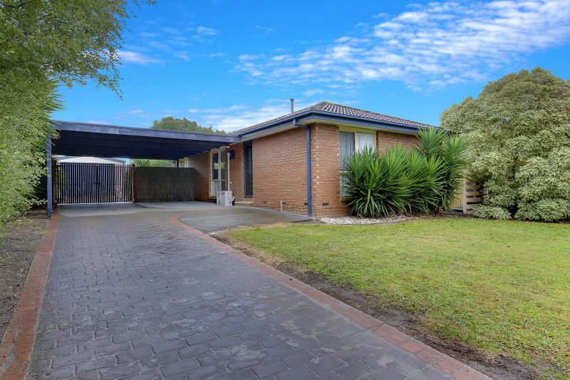 18 Michelle Drive, Hastings VIC 3915
