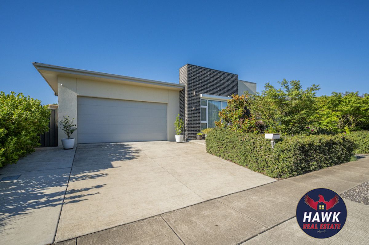 6 Cazneaux Crescent, Weston ACT 2611, Image 1