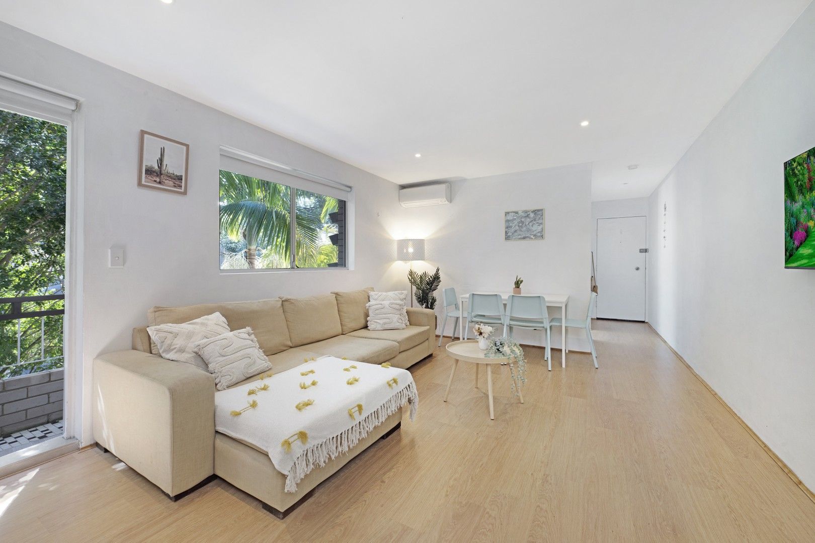 2 bedrooms Apartment / Unit / Flat in 5/15 Holborn Avenue DEE WHY NSW, 2099