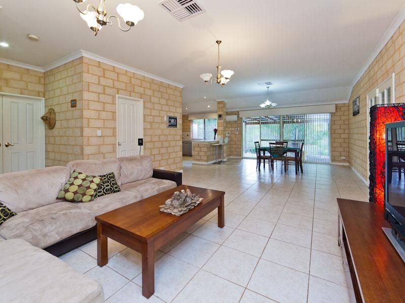 269 Marri Park Drive, CASUARINA WA 6167, Image 1