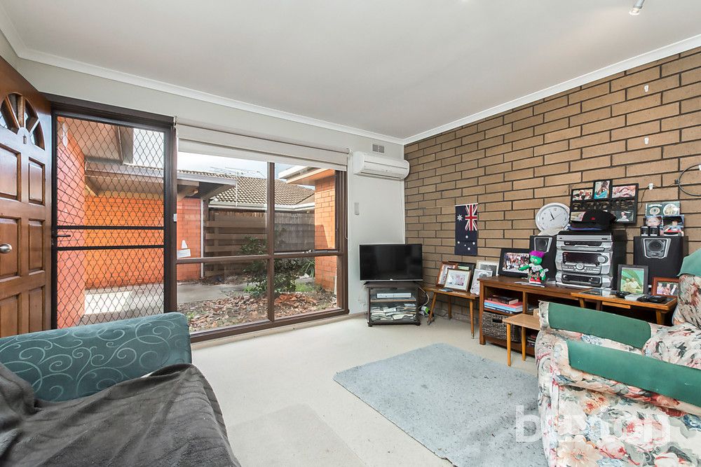 1/30 Matlock Street, Herne Hill VIC 3218, Image 2