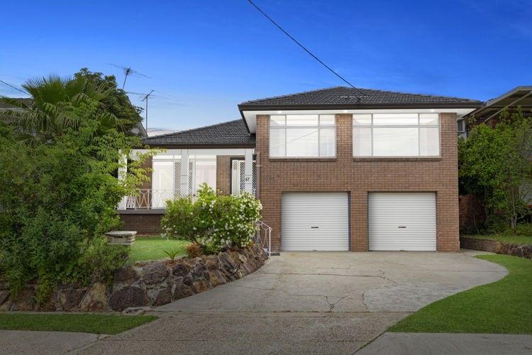 4 bedrooms House in 47 Grace Crescent MERRYLANDS NSW, 2160