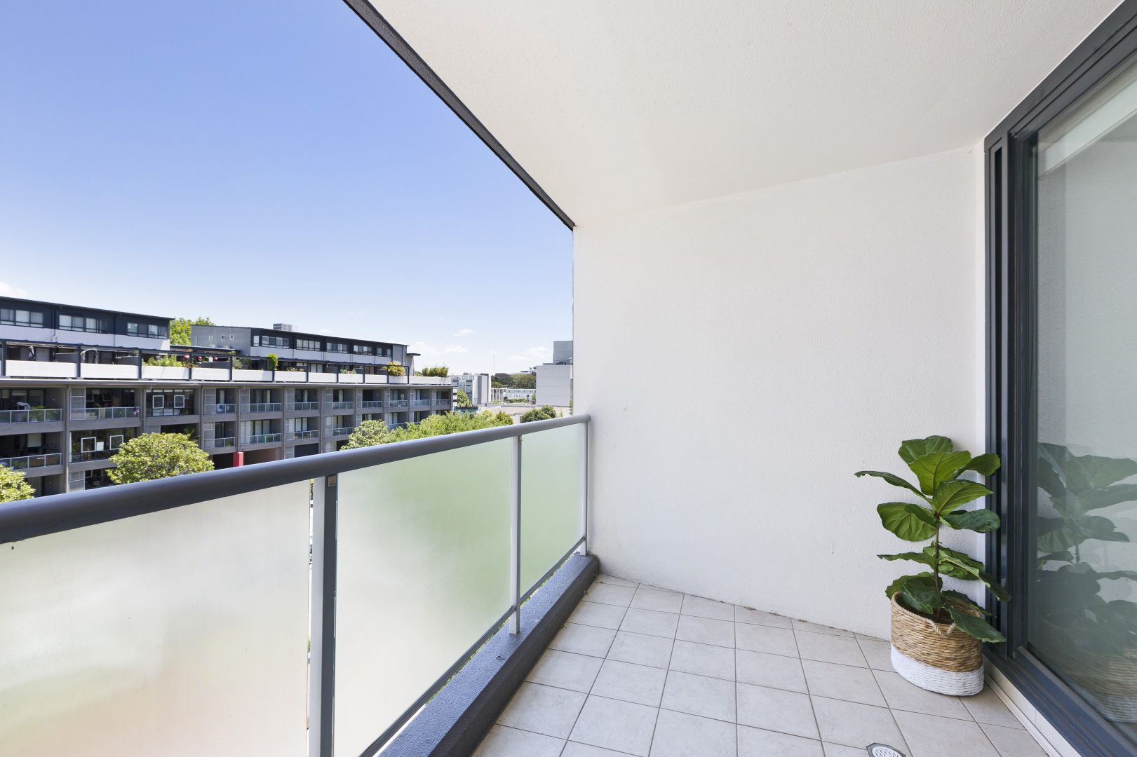 26L/274 Botany Road, Alexandria NSW 2015, Image 2