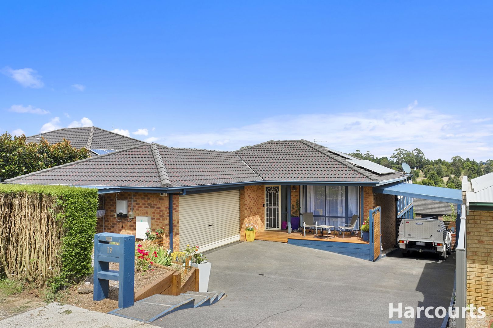 19 Willow Crescent, Warragul VIC 3820, Image 2