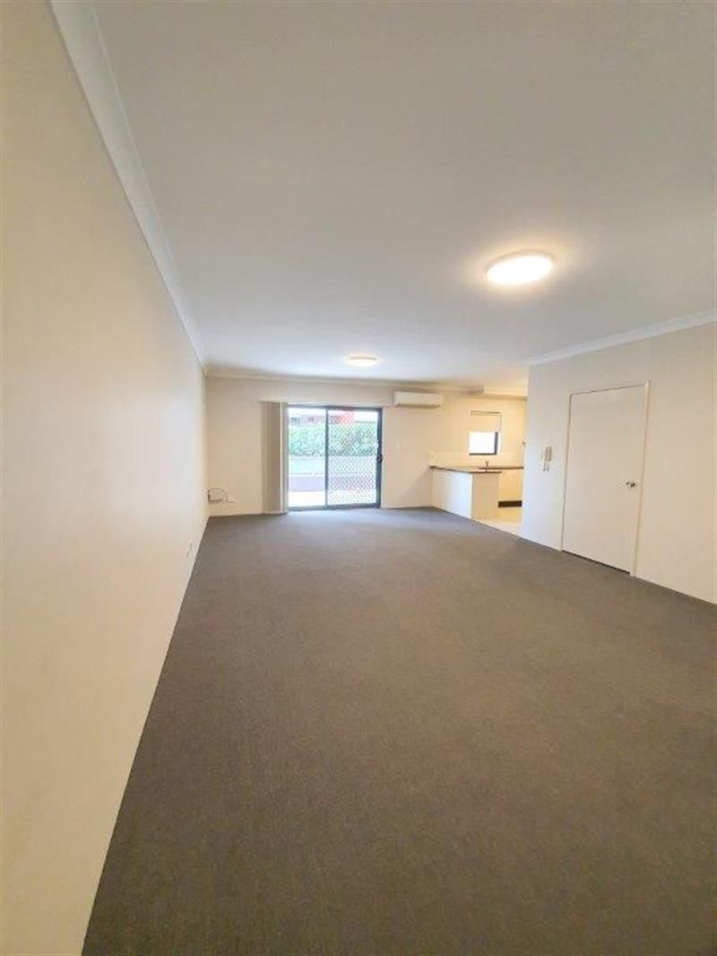 2/8 Castlereagh Street, Liverpool NSW 2170, Image 2