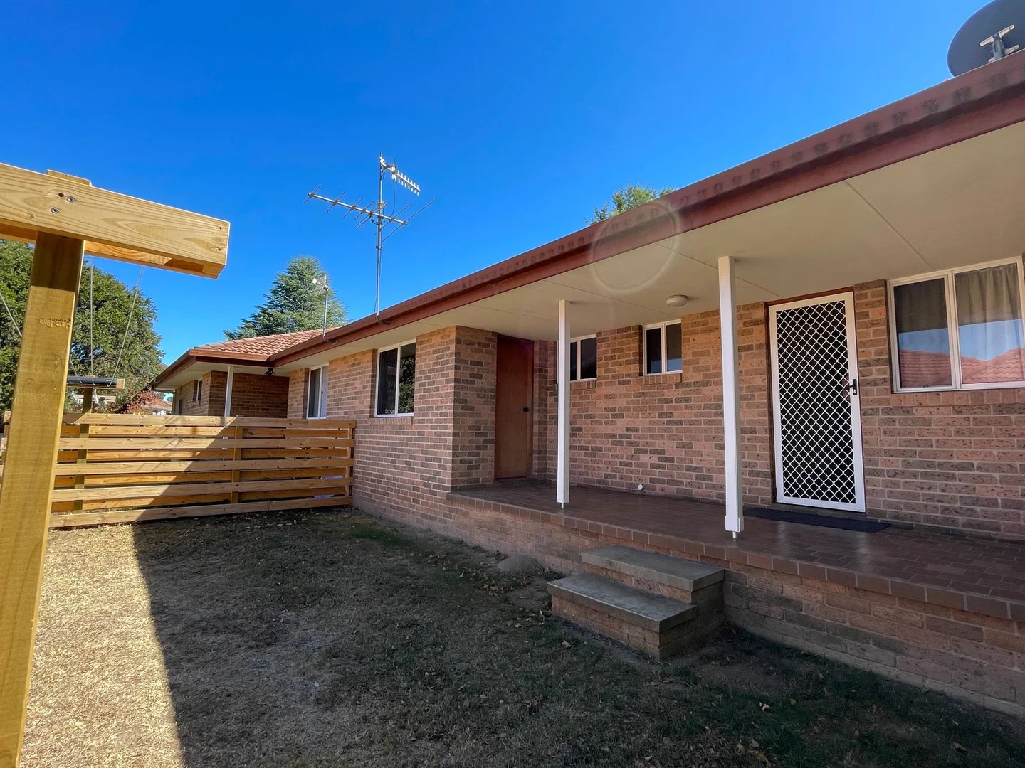 Additional image 3 of 2/15 Jayne Close, Armidale NSW 2350